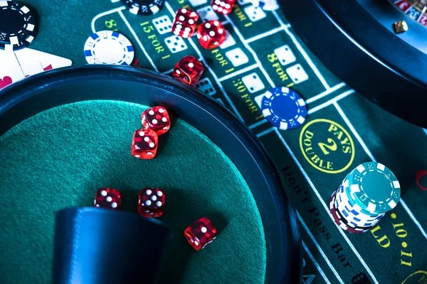 wdtoto Koprok game interface showing card hands and betting controls